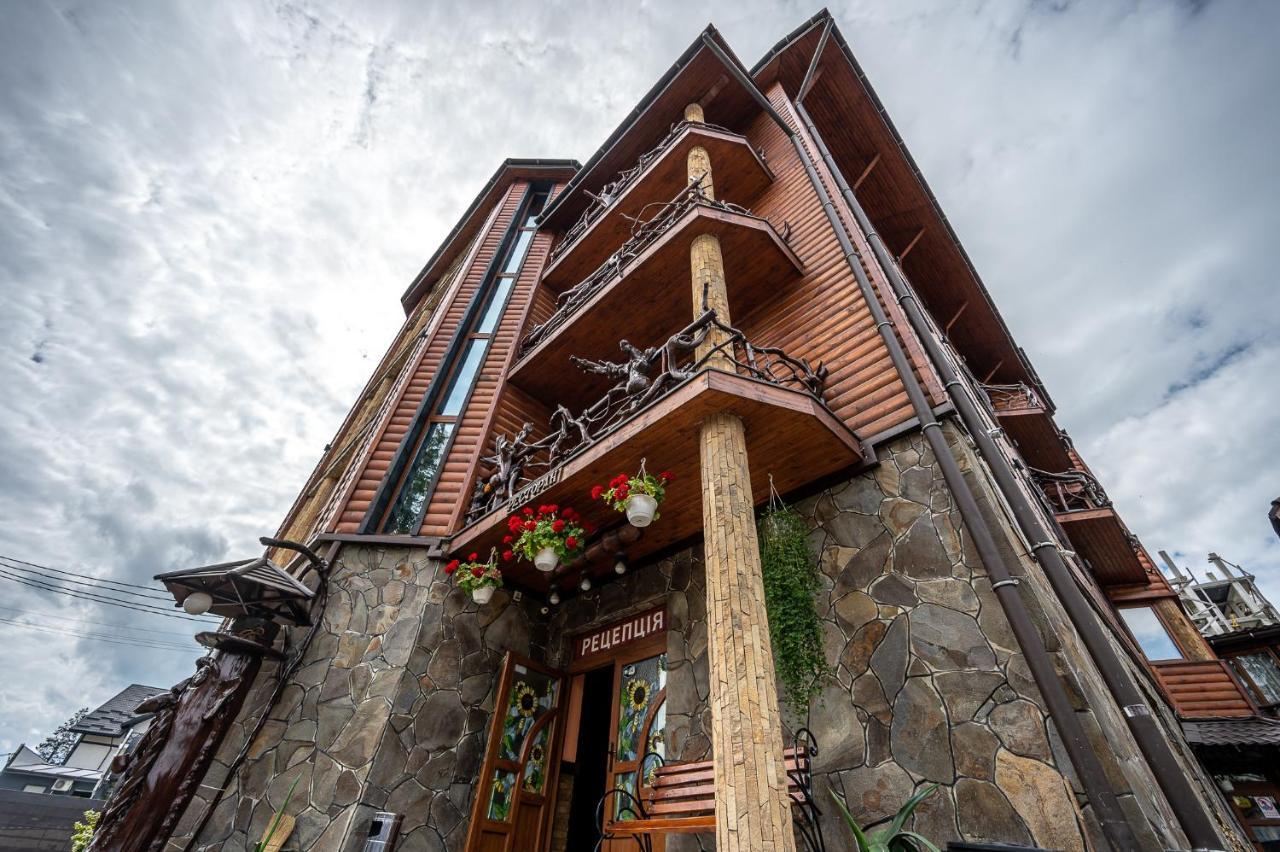 Марина Hotel Bukovel Exterior photo