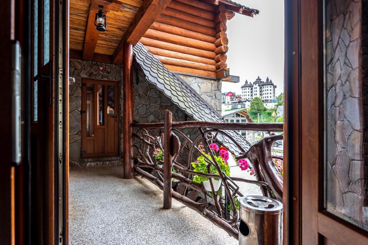 Марина Hotel Bukovel Exterior photo